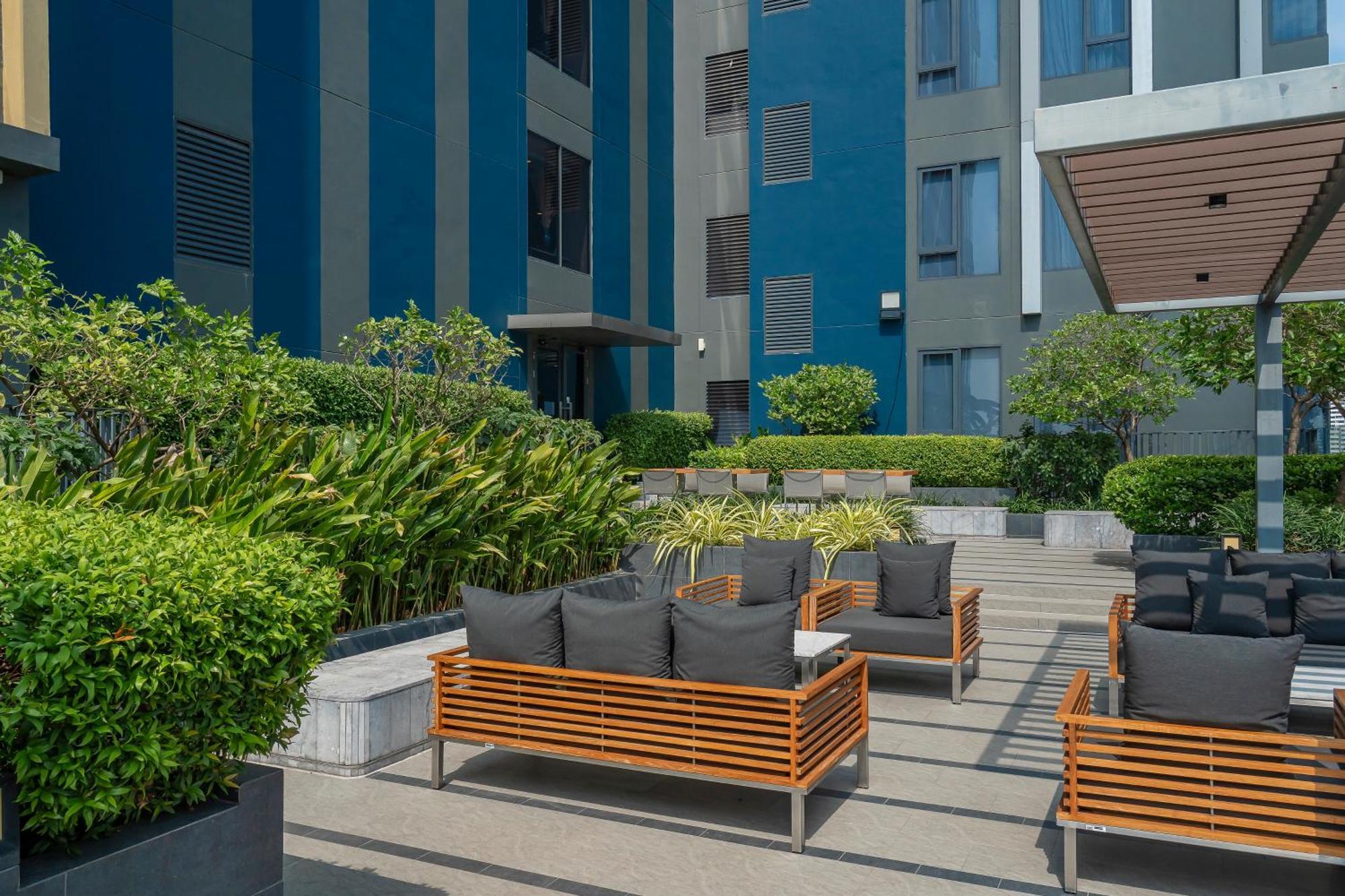 Staybridge Suites Bangkok Thonglor By Ihg מראה חיצוני תמונה